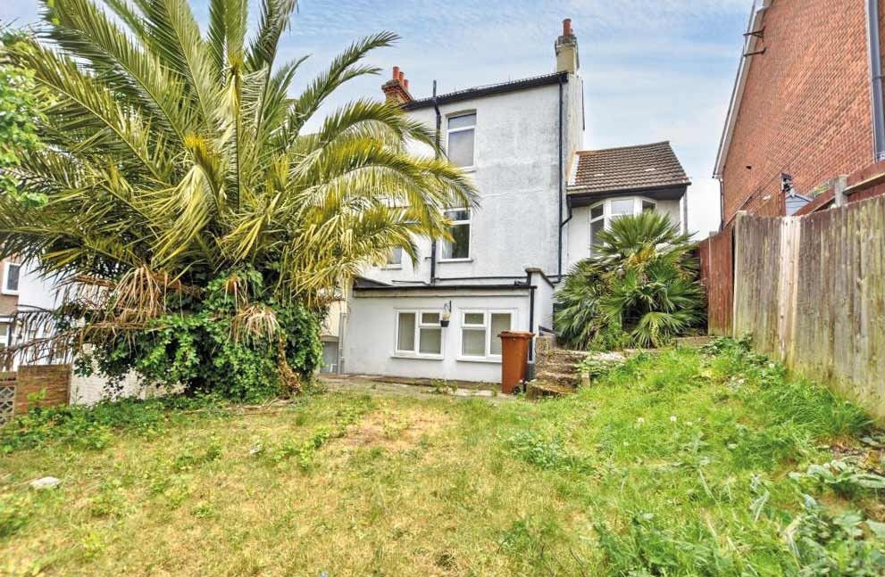 Property photo 3 of 5