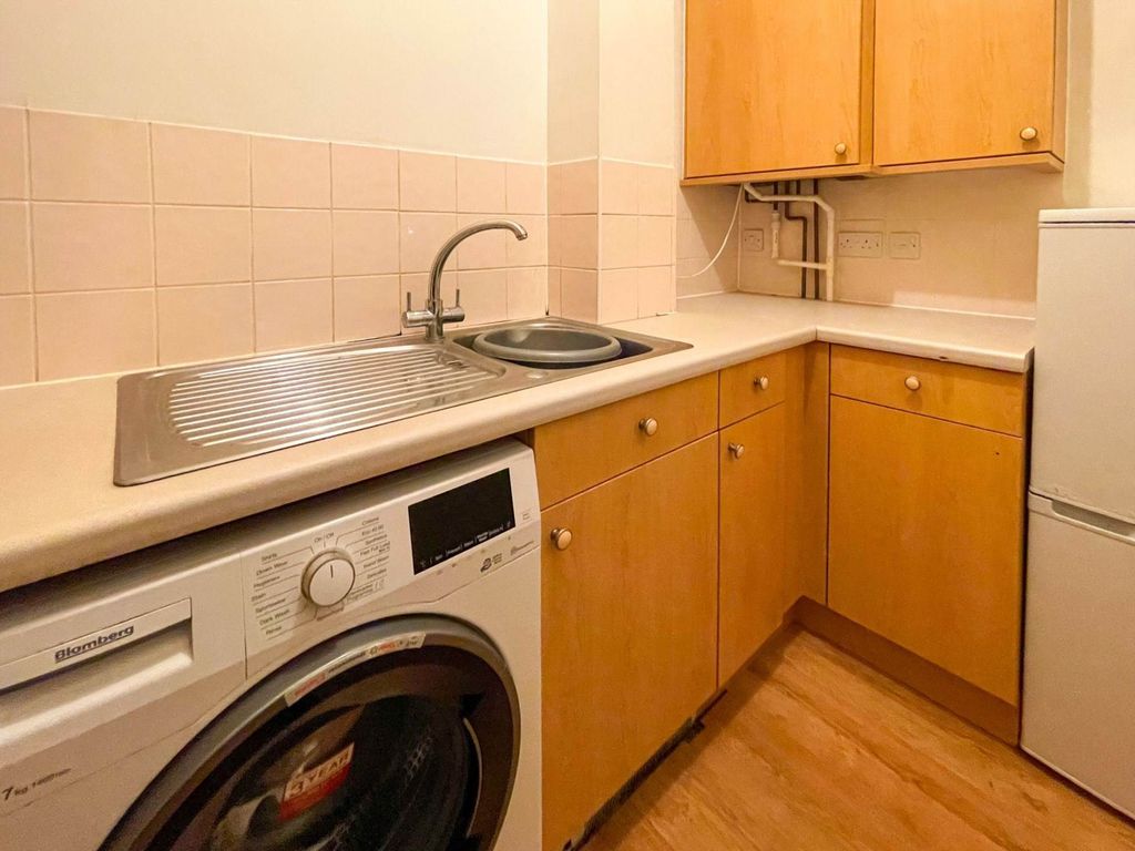 Property photo 2 of 4