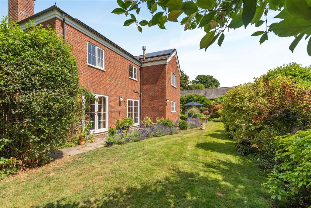 Property photo 2 of 42