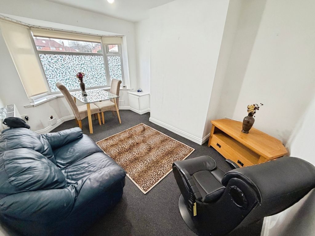 Property photo 2 of 9 Living Room