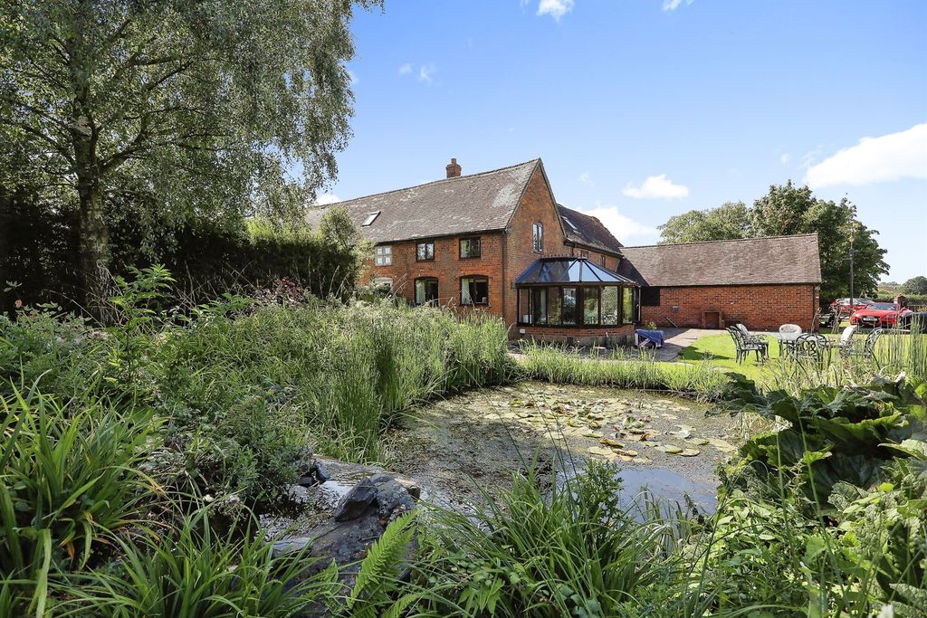 Property photo 3 of 31