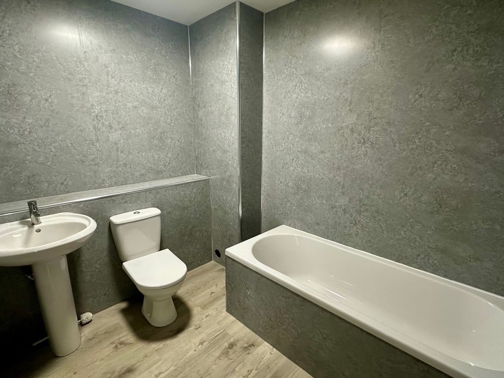 Property photo 3 of 10 Img_3492