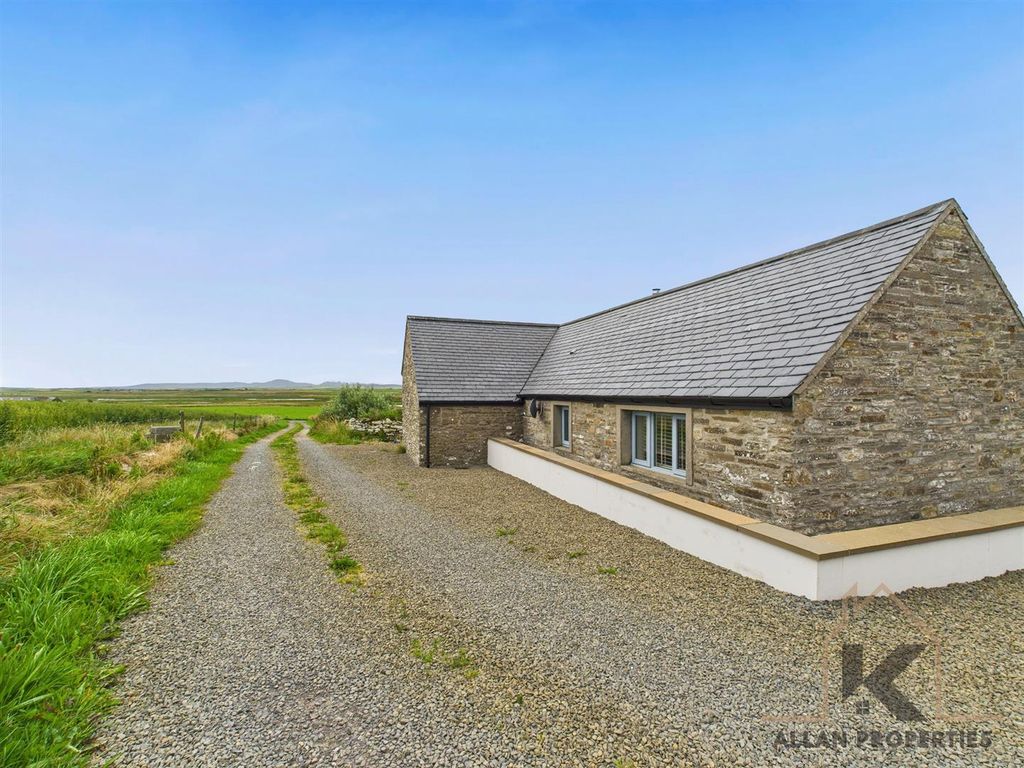 Property photo 2 of 29