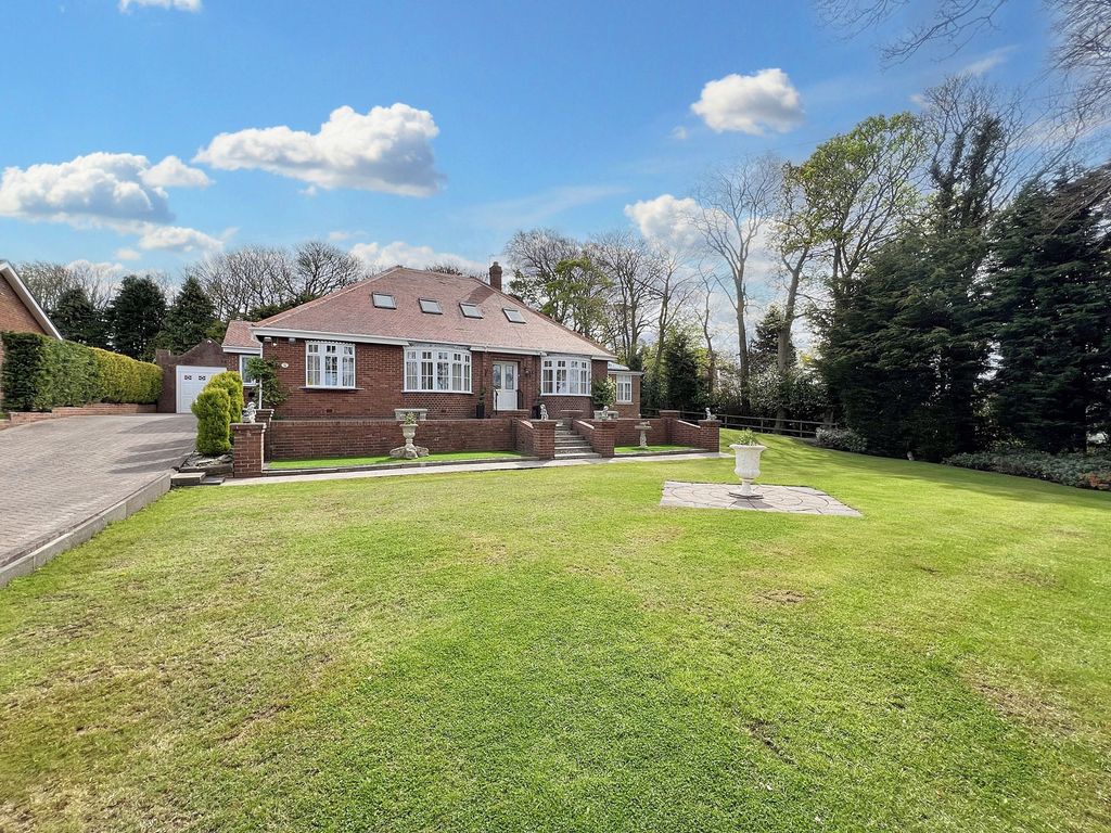 Property photo 1 of 31