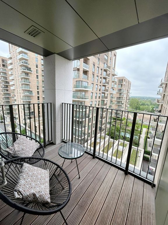 Property photo 3 of 16