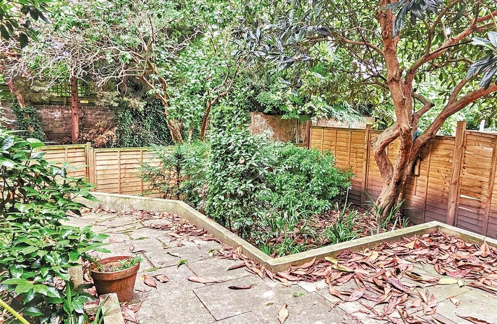 Property photo 2 of 5