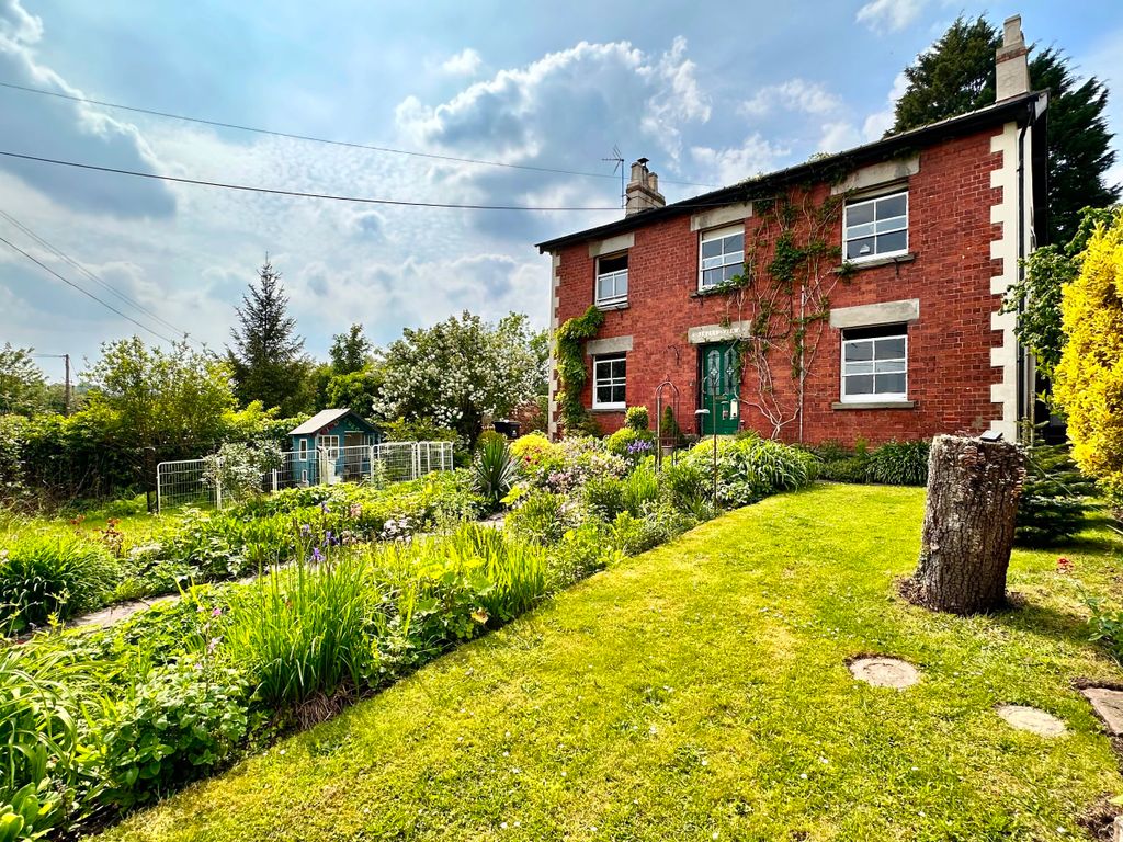 Property photo 1 of 39