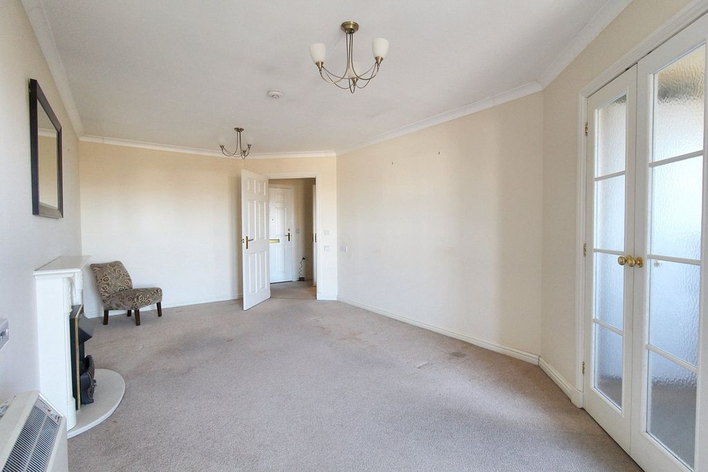 Property photo 3 of 16 Picture No. 05