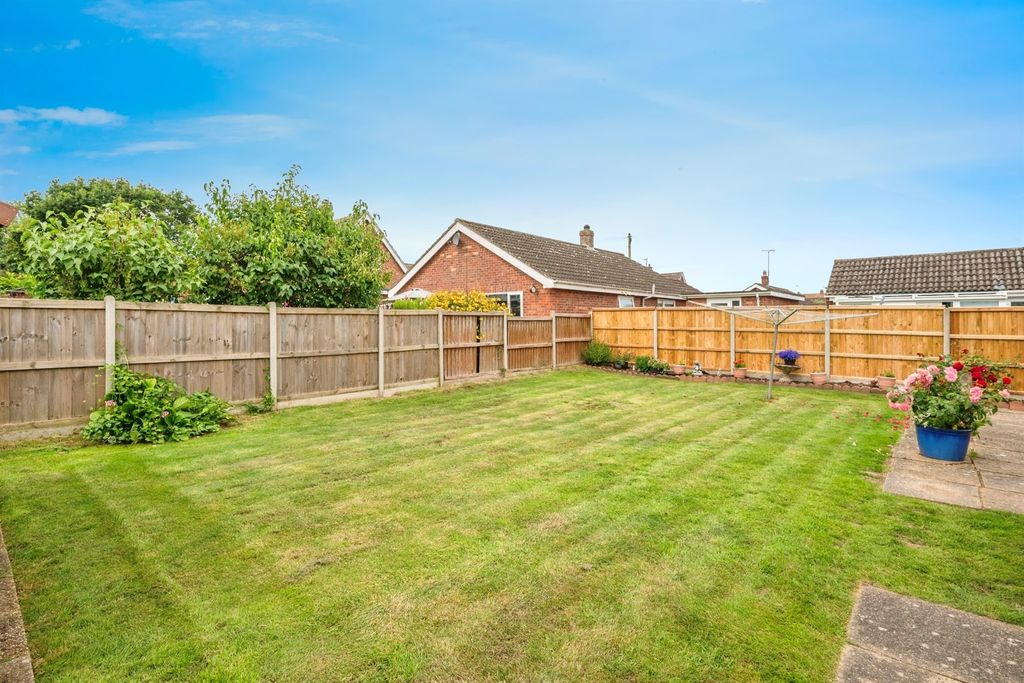 Property photo 3 of 16