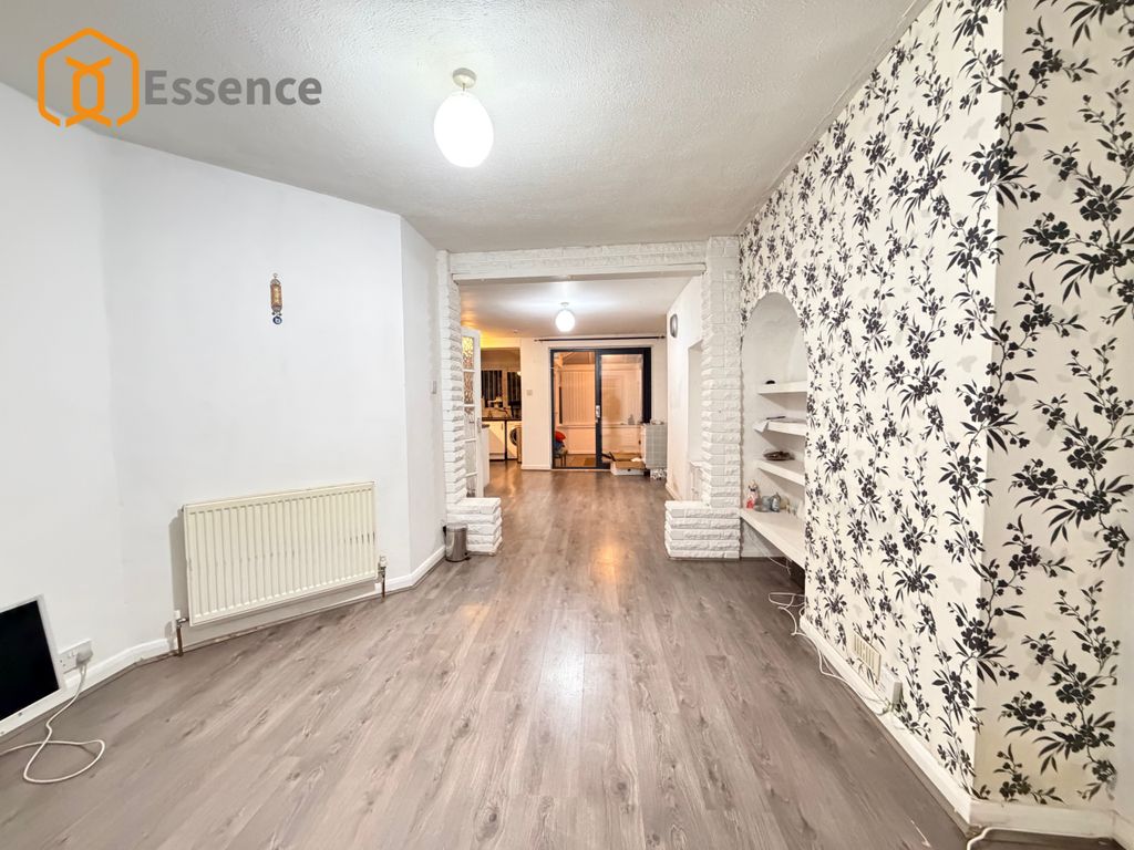 Property photo 3 of 13 Img_0227