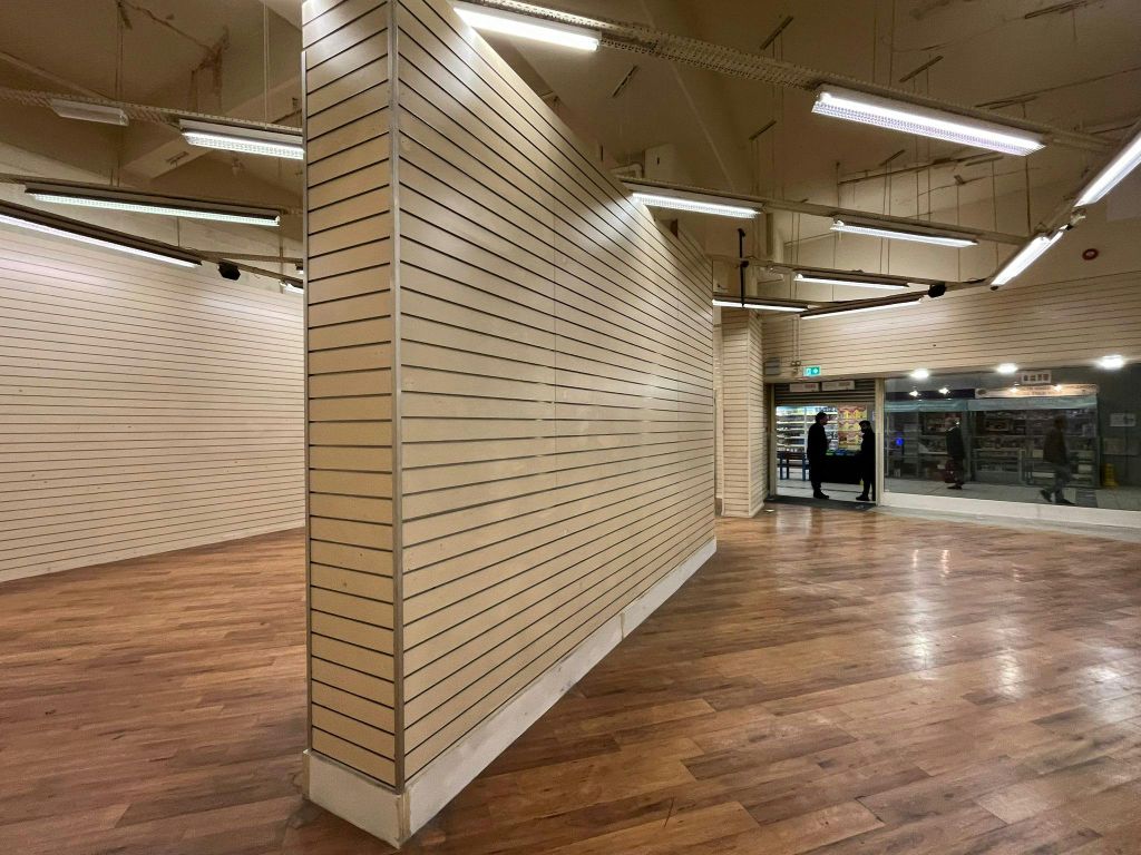 Property photo 2 of 9 5bbc1220E69B49A79Af7c052A55Ac8d2.Jpg