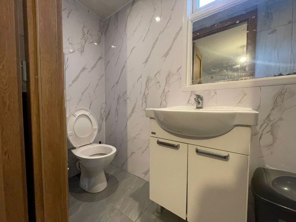 Property photo 2 of 3