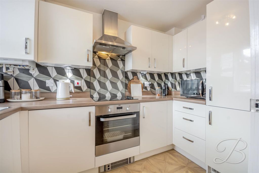 Property photo 2 of 39 Ccltd-21.Jpg