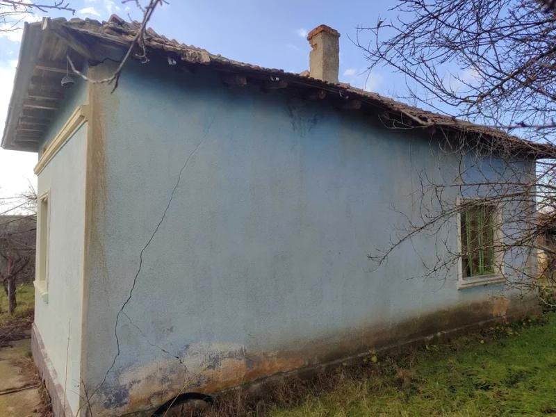 Property photo 3 of 5