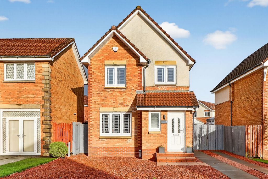 Property photo 1 of 26