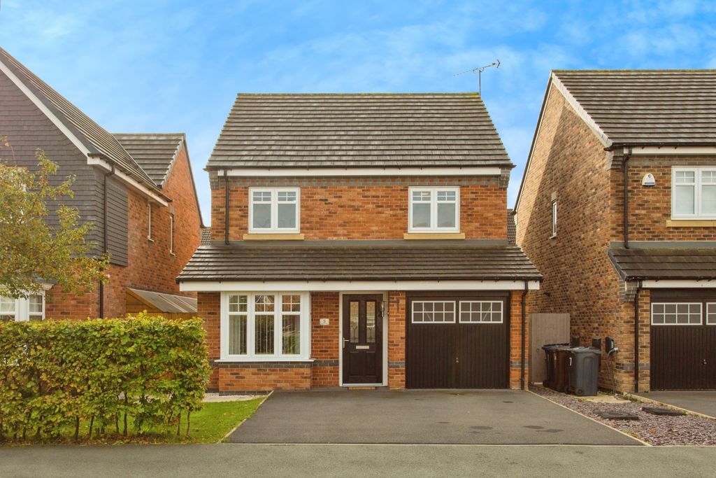 Property photo 1 of 15 Front View