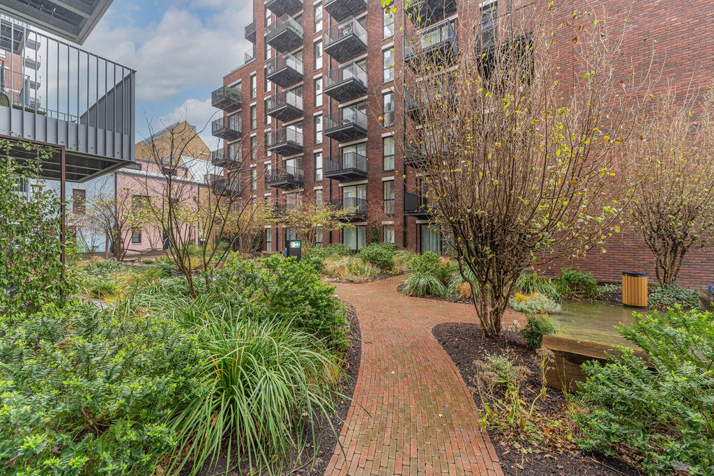 Property photo 3 of 11