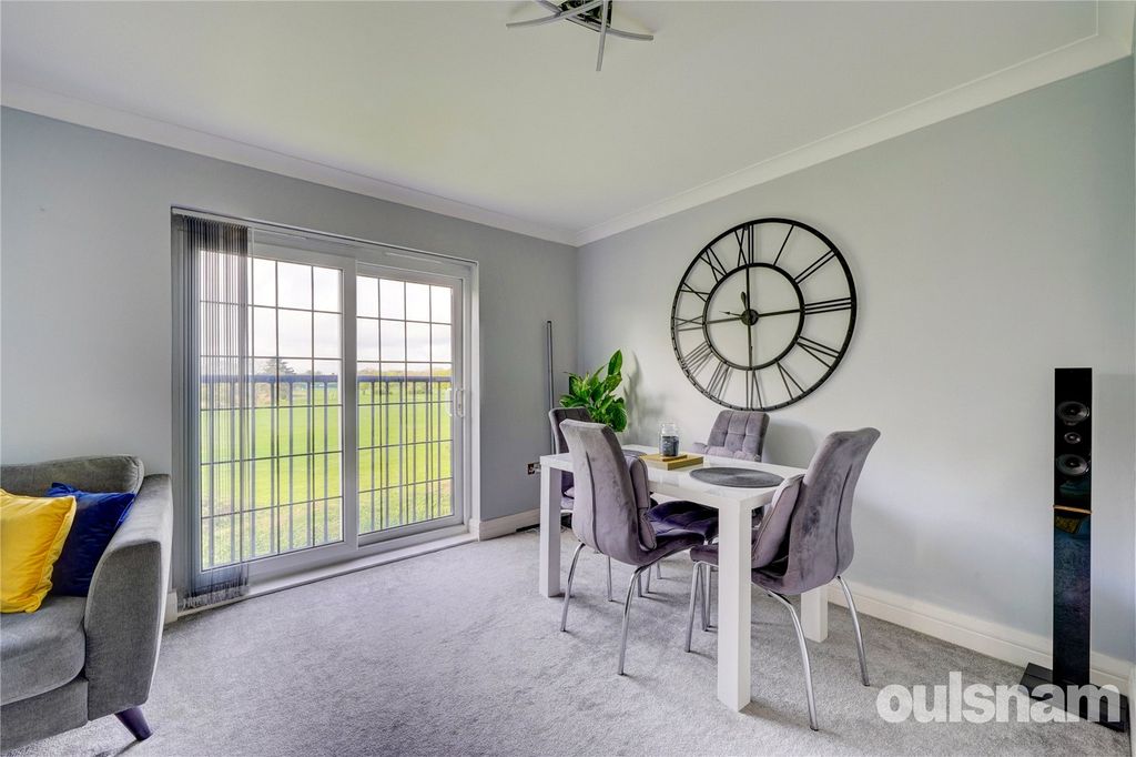 Property photo 3 of 21 Picture No. 18