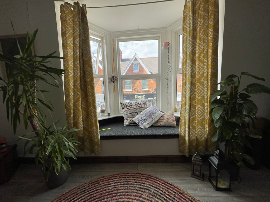 Property photo 2 of 6