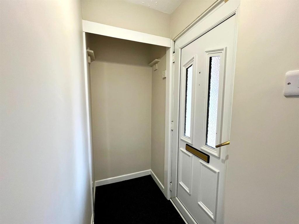 Property photo 3 of 14 6Aee5Ada-360d-4F97-8d54-B207847710E4.Jpg