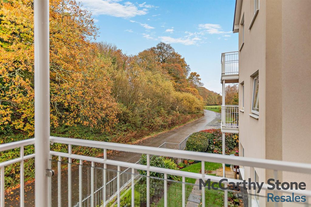 Property photo 2 of 21 Balcony