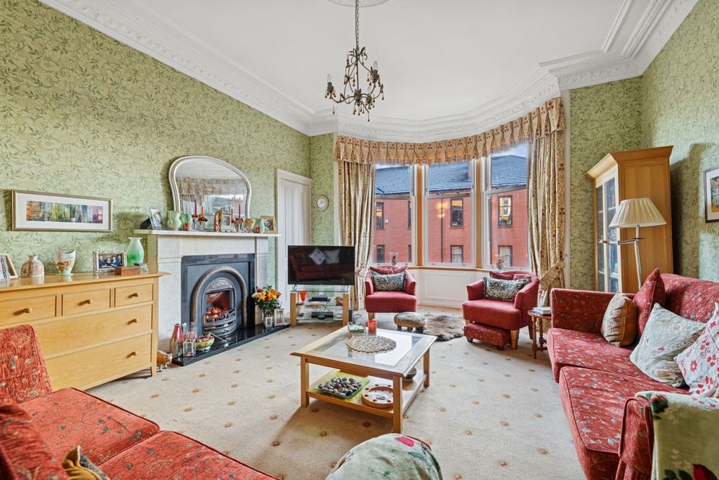 Property photo 2 of 28