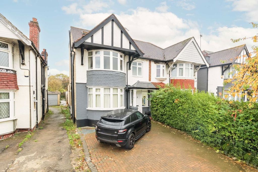 Property photo 1 of 5