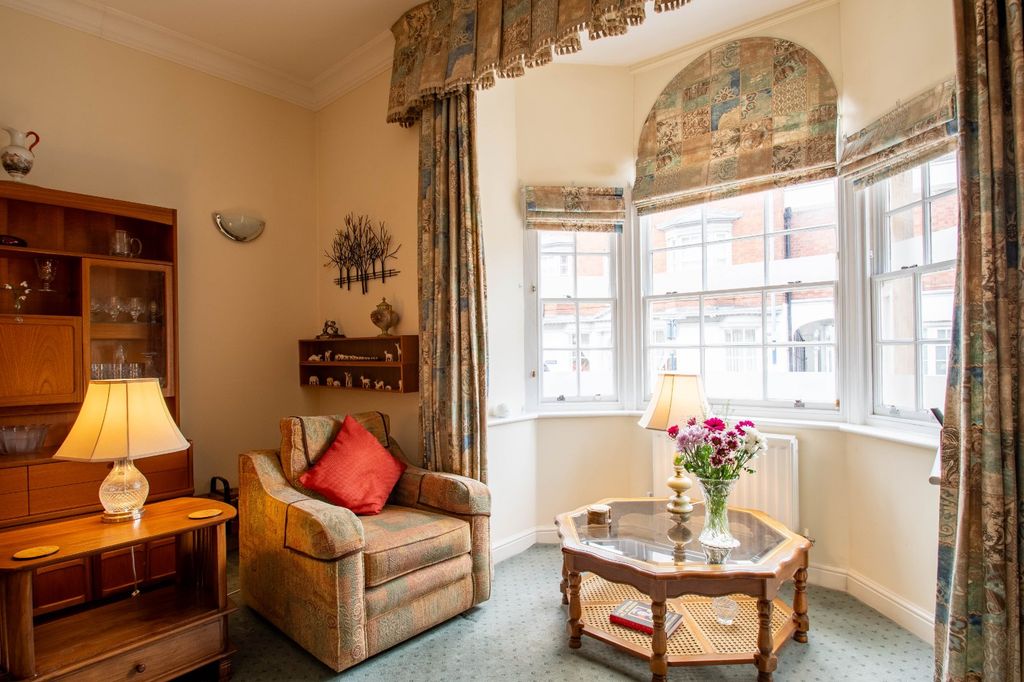 Property photo 3 of 26 Picture No. 21