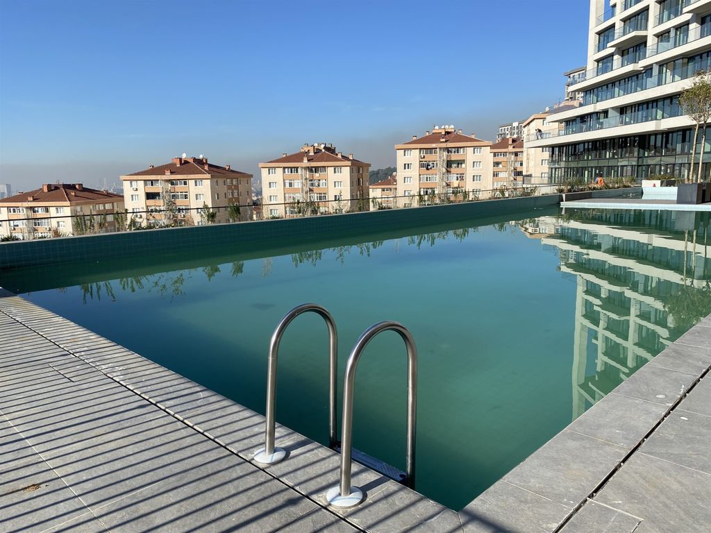 Property photo 3 of 13 Istanbul Properties In Maltepe With Sea And Nature Views - Shared Swimming Pool And Terraces