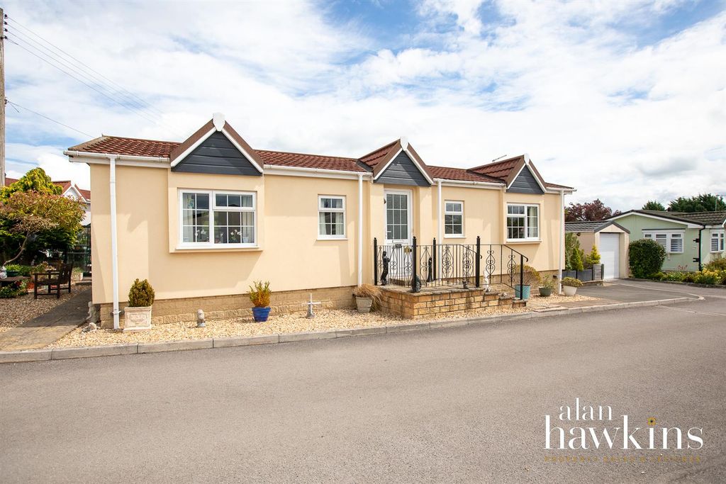 Property photo 1 of 17 3466-13.Jpg