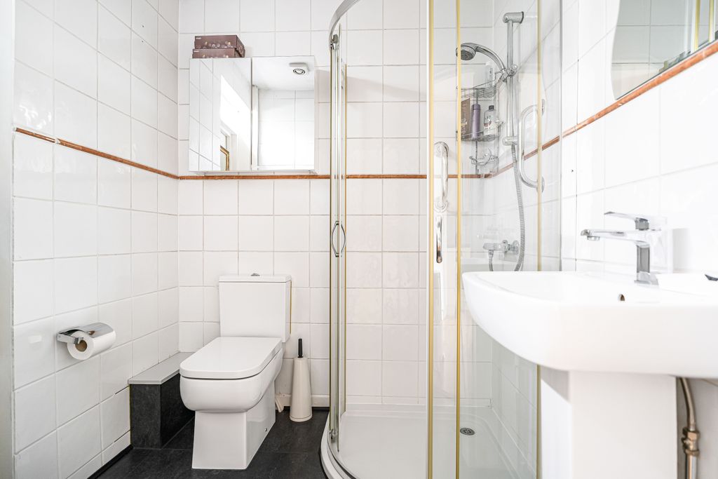 Additional image 30 of 4 bed detached house for saleRidgemount Gardens, Enfield EN2