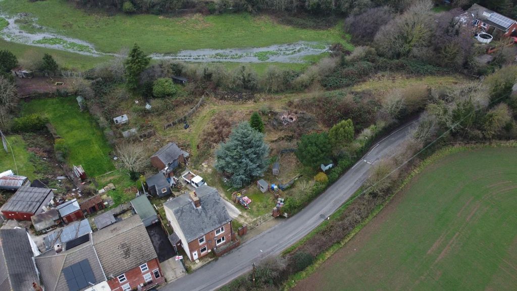 Property photo 3 of 17 Drone Front 01.Jpg