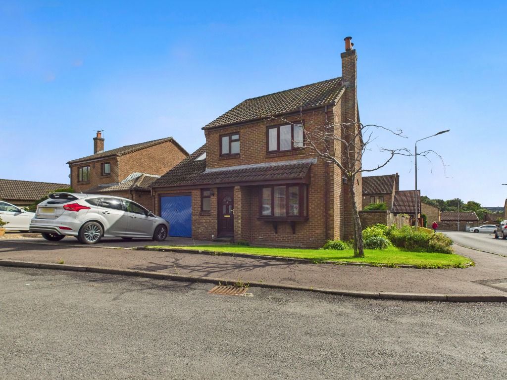 Property photo 1 of 34