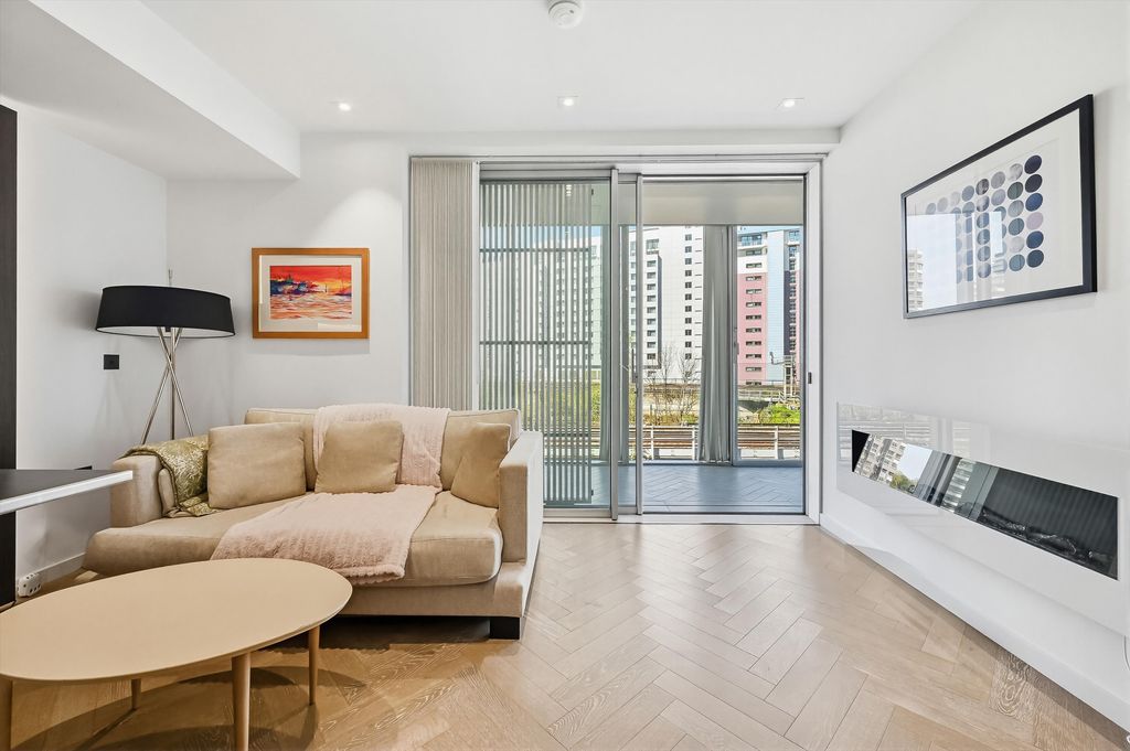 Property photo 3 of 12 Image