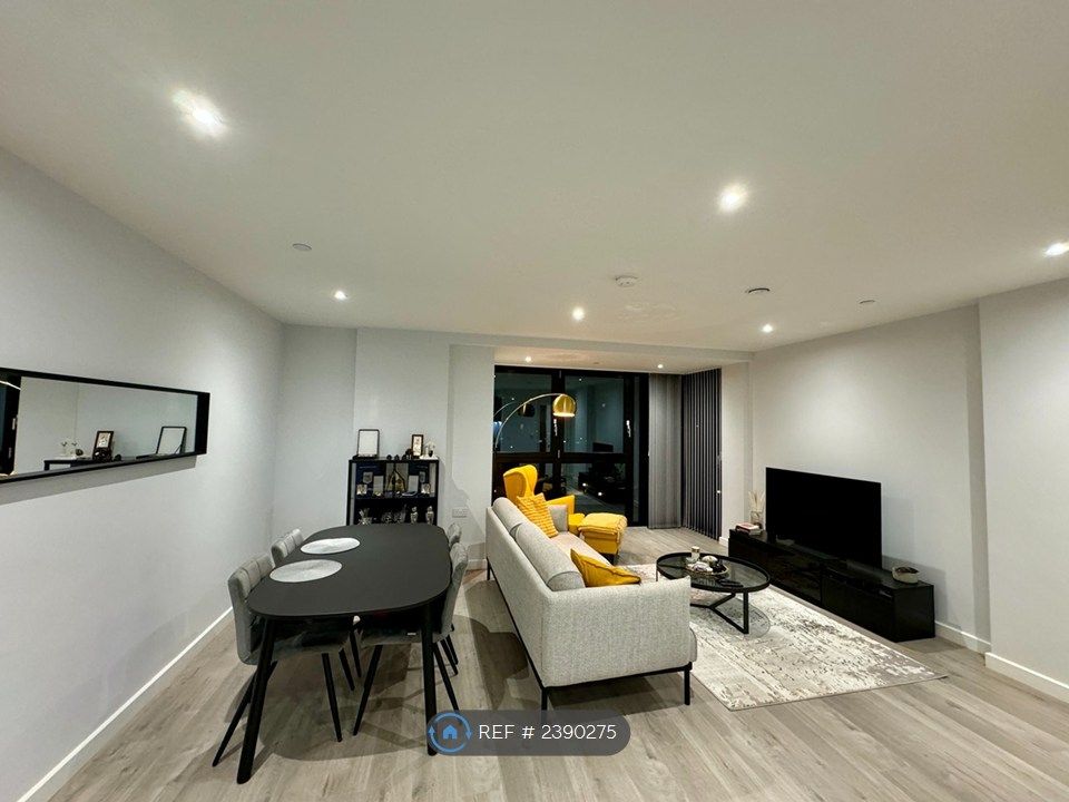 Property photo 3 of 14 Living Room