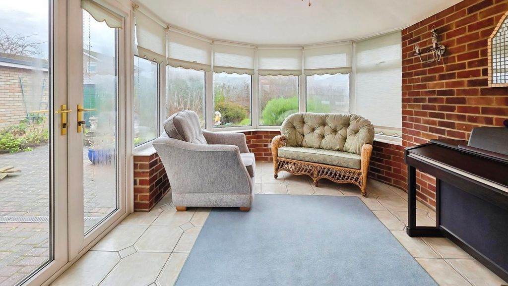 Property photo 3 of 13