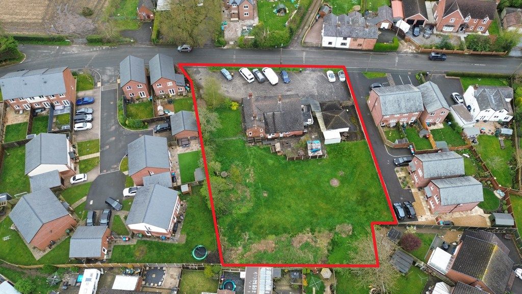 Property photo 3 of 6 Photo 6