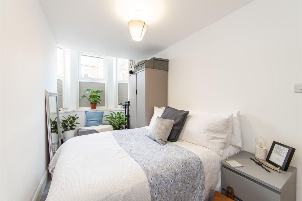 Property photo 2 of 11 Bc34119d-0049-4c0F-B9E3-419d24E8Ac3d.Jpeg