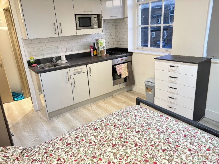 Property photo 1 of 3