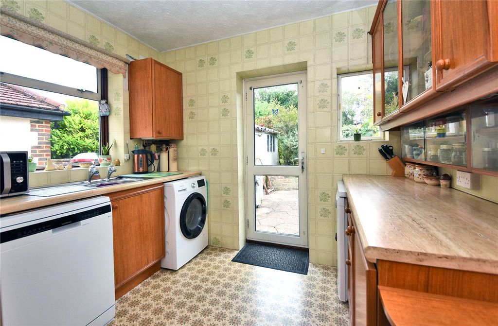 Property photo 3 of 17 Picture No. 40