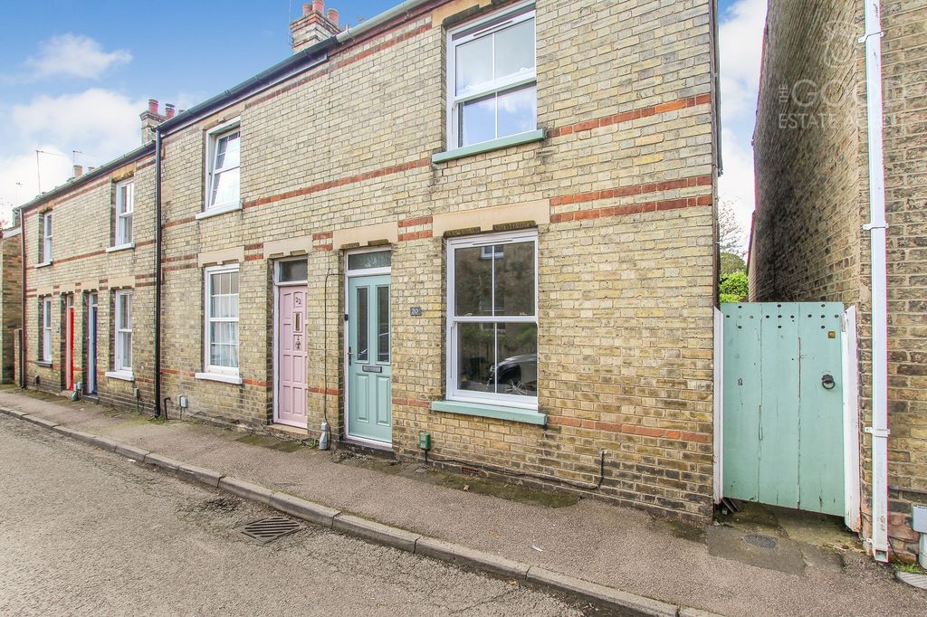 Property photo 1 of 8