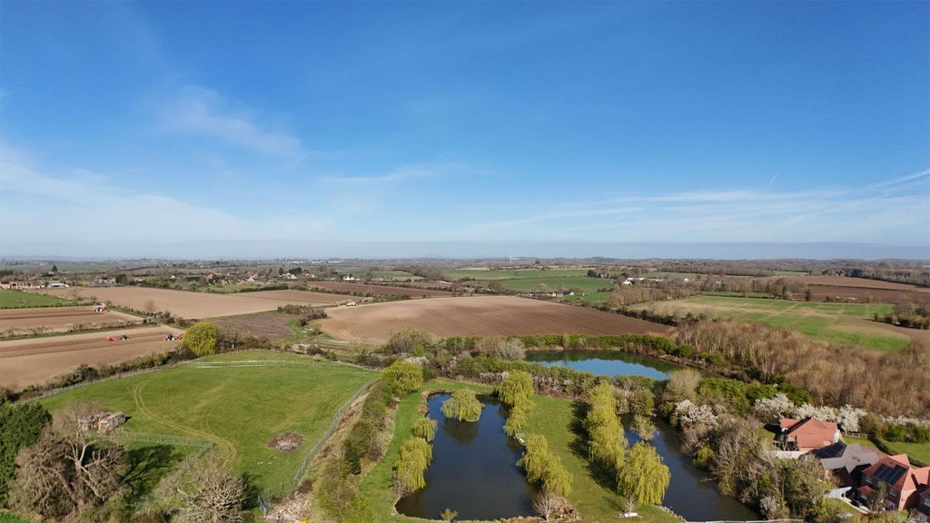 Property photo 2 of 15 Cygnets-Rest-5.Jpg