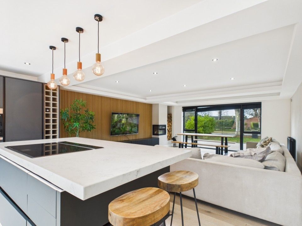 Property photo 3 of 25