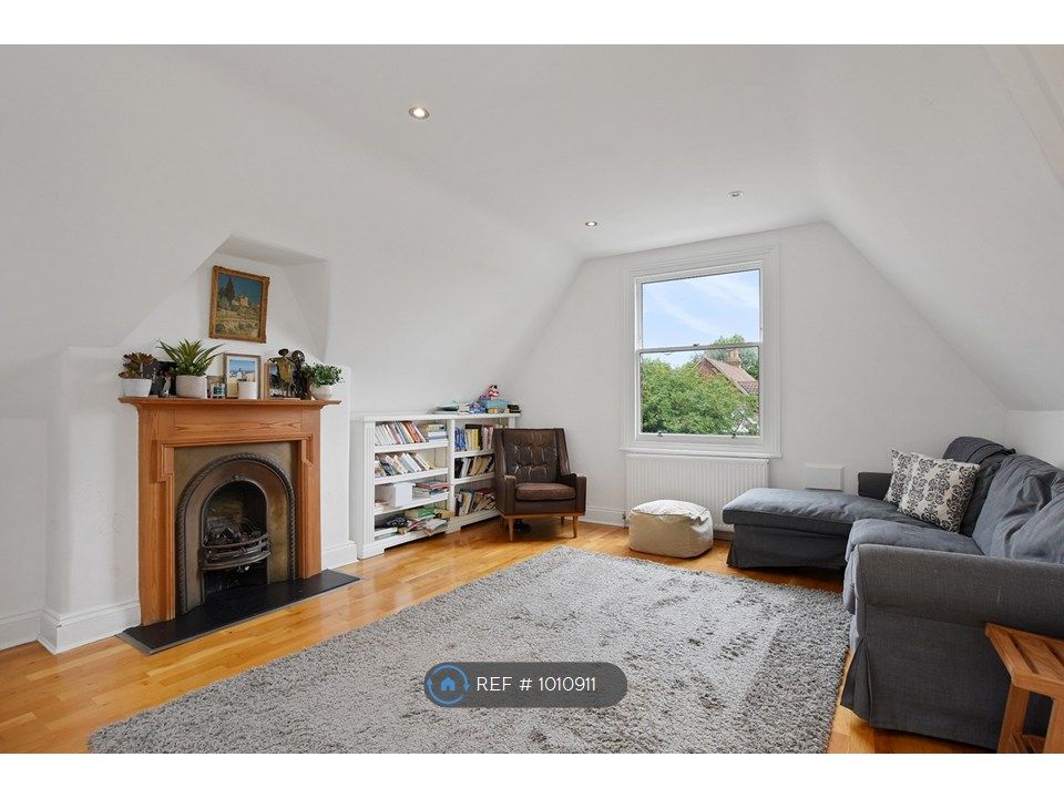 Property photo 3 of 13