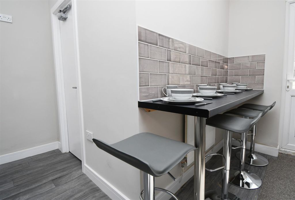 Property photo 2 of 11 3.Jpg