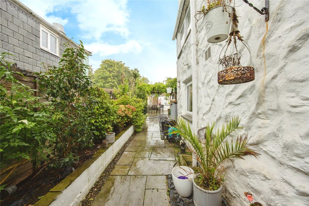 Property photo 3 of 18 Picture No. 20