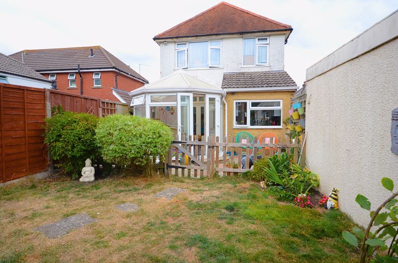 Property photo 2 of 12 Photo 3