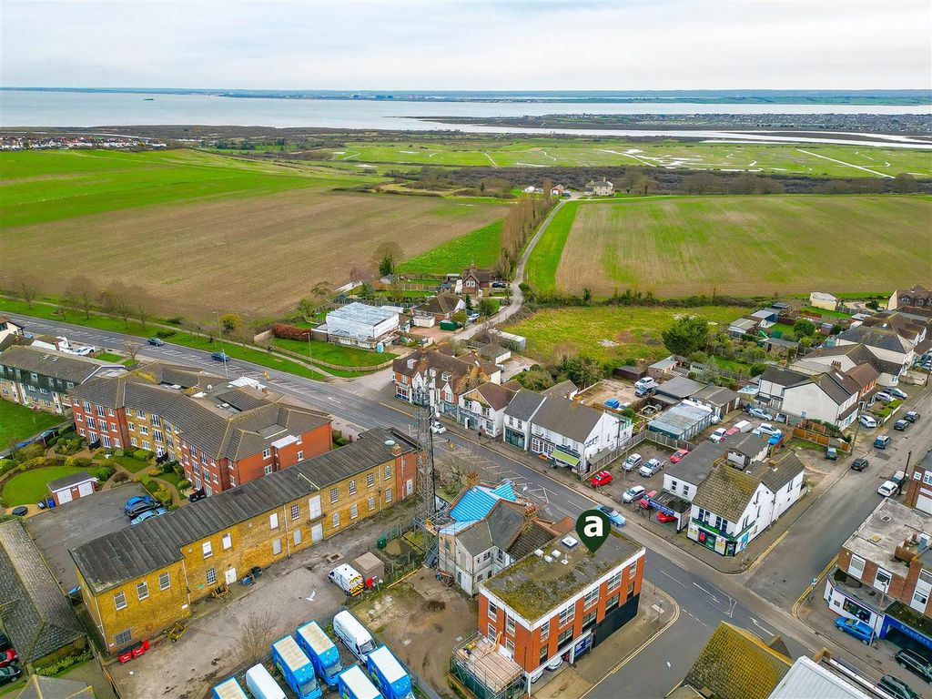 Additional image 9 of 2 bed flat for saleLondon Road, Hadleigh, Benfleet SS7