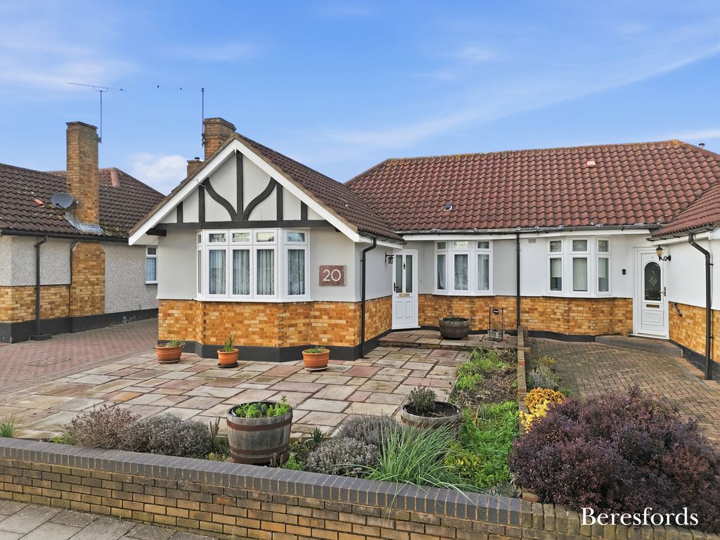 Property photo 1 of 27 Picture No. 03