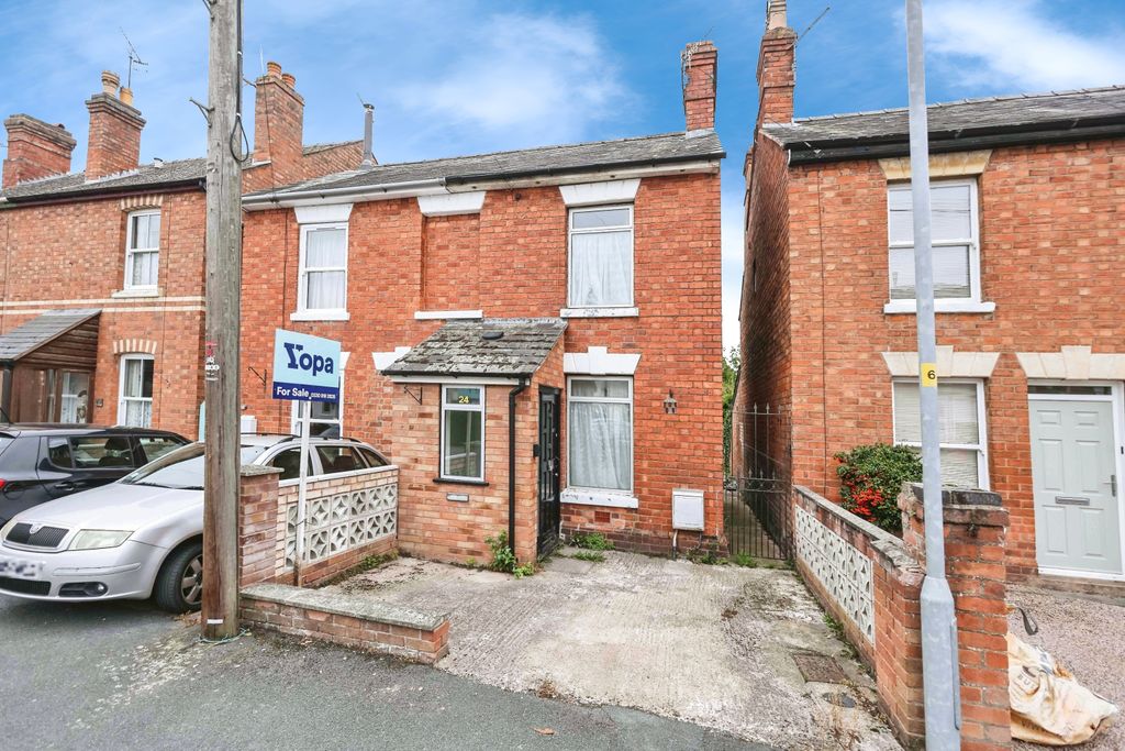 Property photo 2 of 19 24Hampdenroadhampdenroadmalvernwr141Nb-2